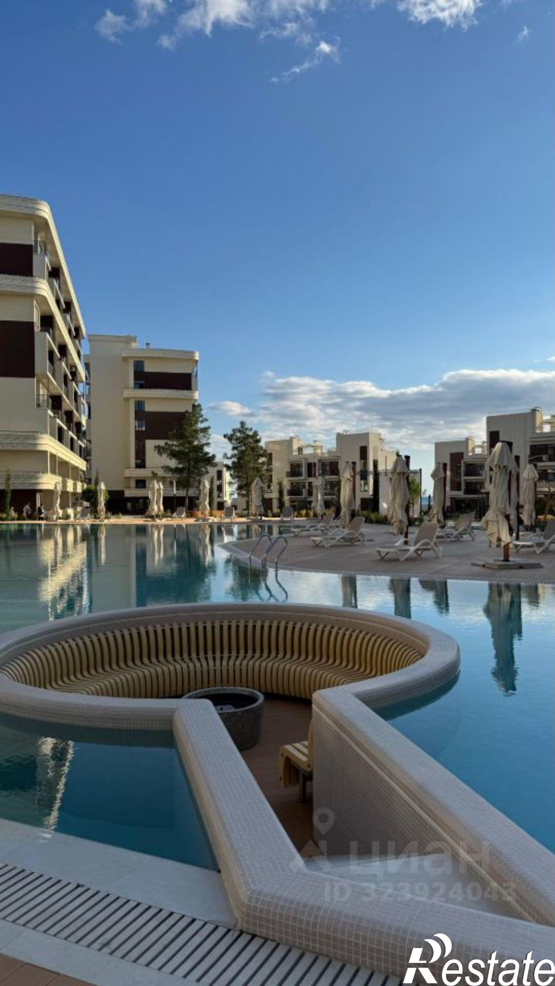 Купить квартиру за 13 600 000 рублей на Набережная улица, 75