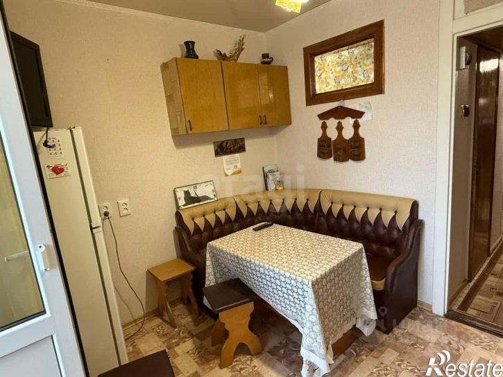 3-комн квартира ул Истрашкина, 15,  д. 15
