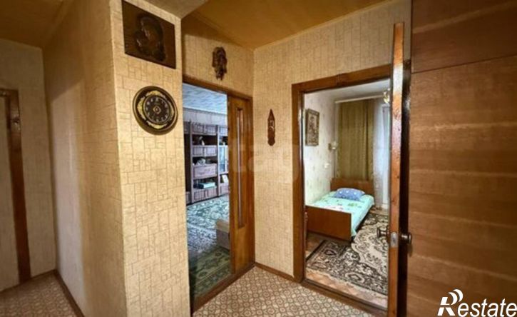 3-комн квартира ул Истрашкина, 15,  д. 15