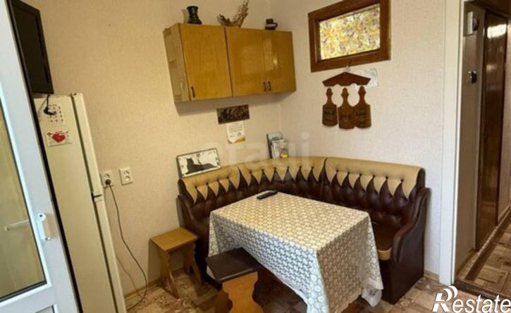 3-комн квартира ул Истрашкина, 15,  д. 15