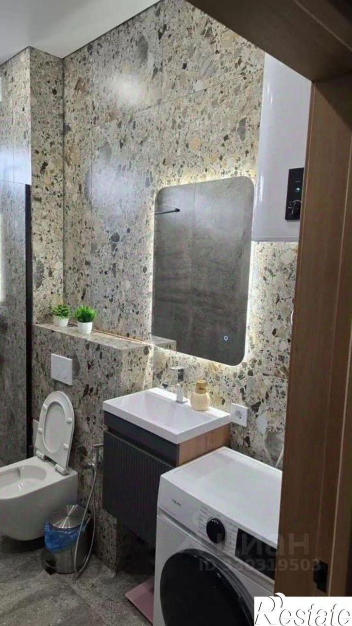 2-комн квартира Набережная улица, 75,  д. 75