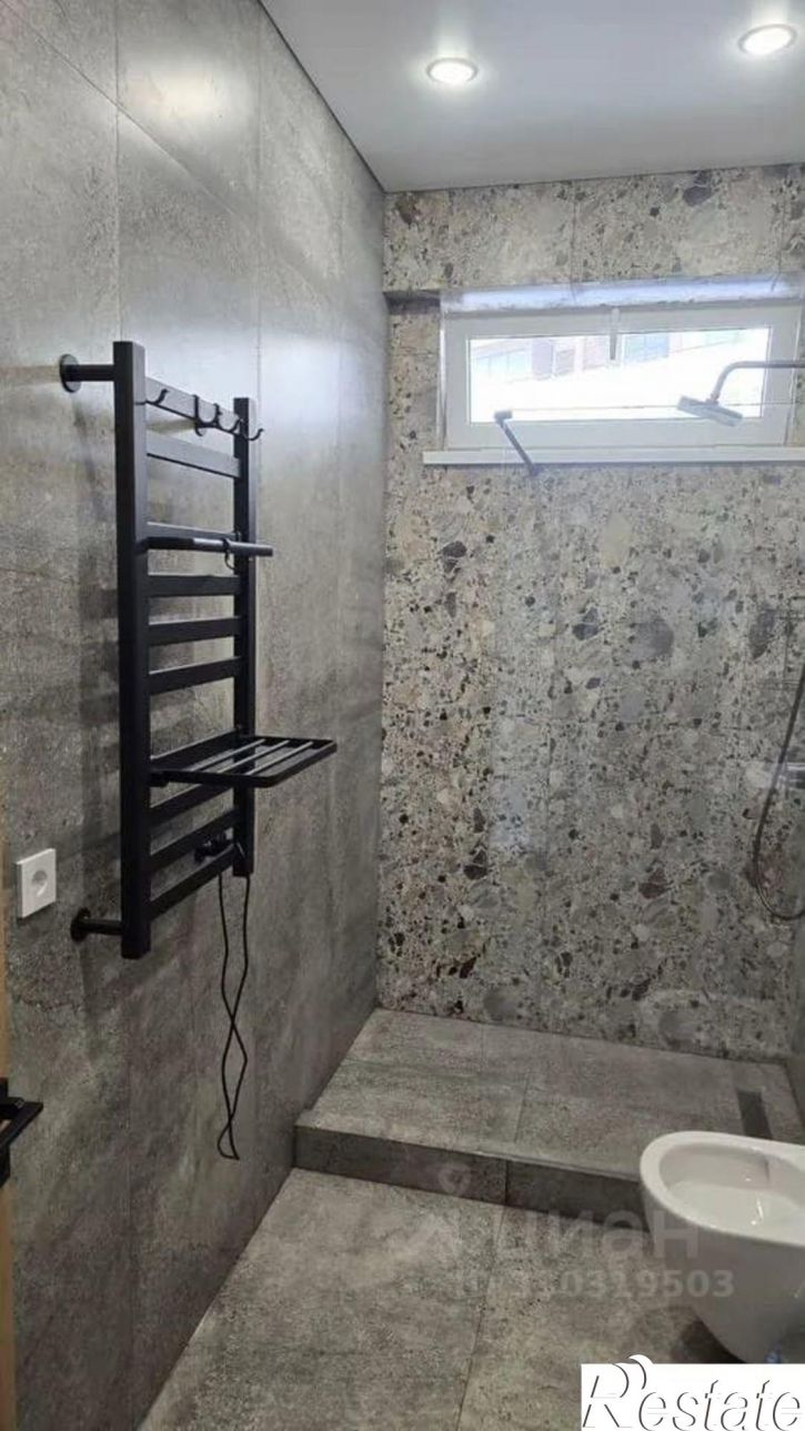 2-комн квартира Набережная улица, 75,  д. 75